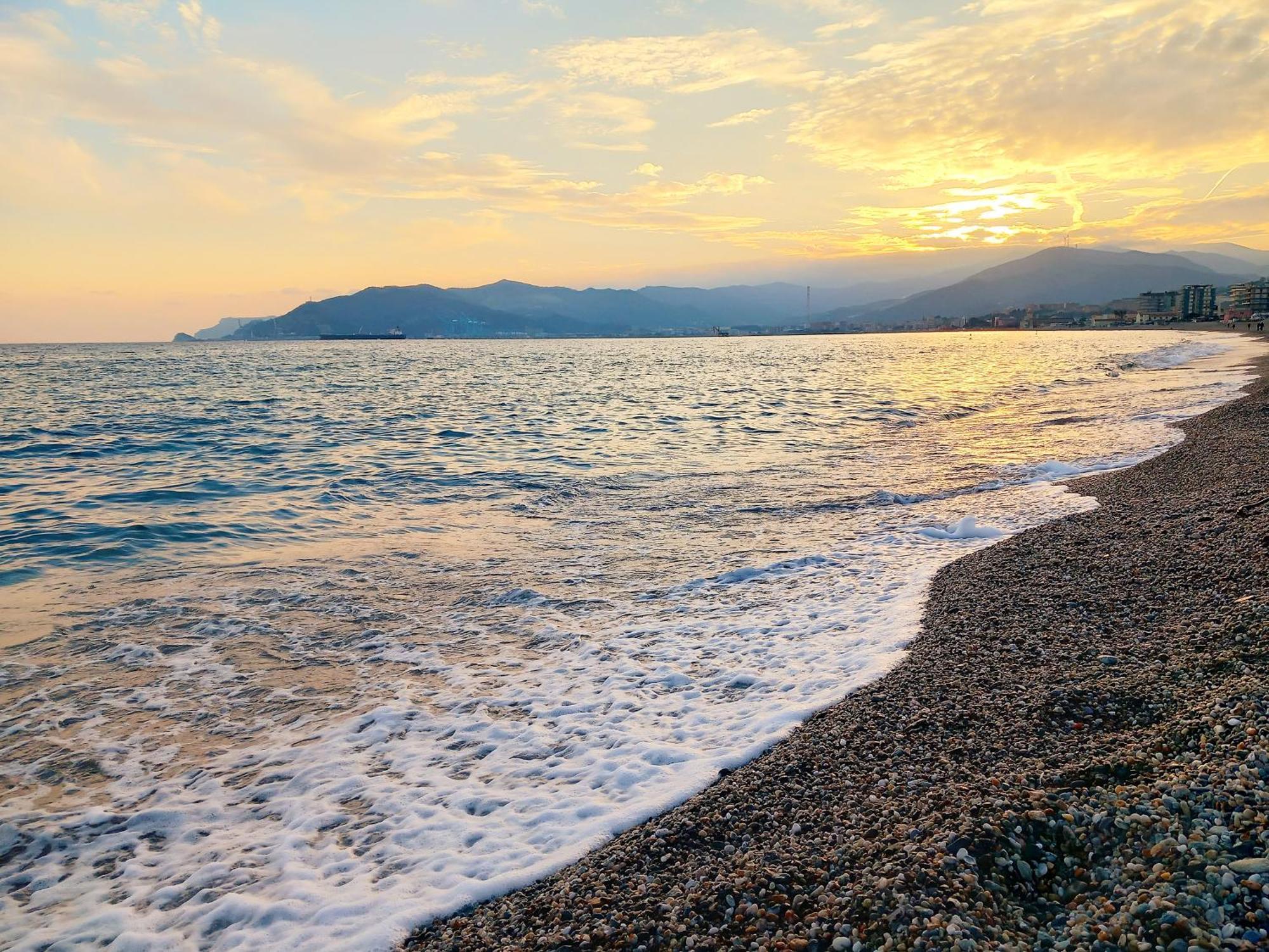 Tramonto Sul Mare - Sea Suite Savona Zewnętrze zdjęcie