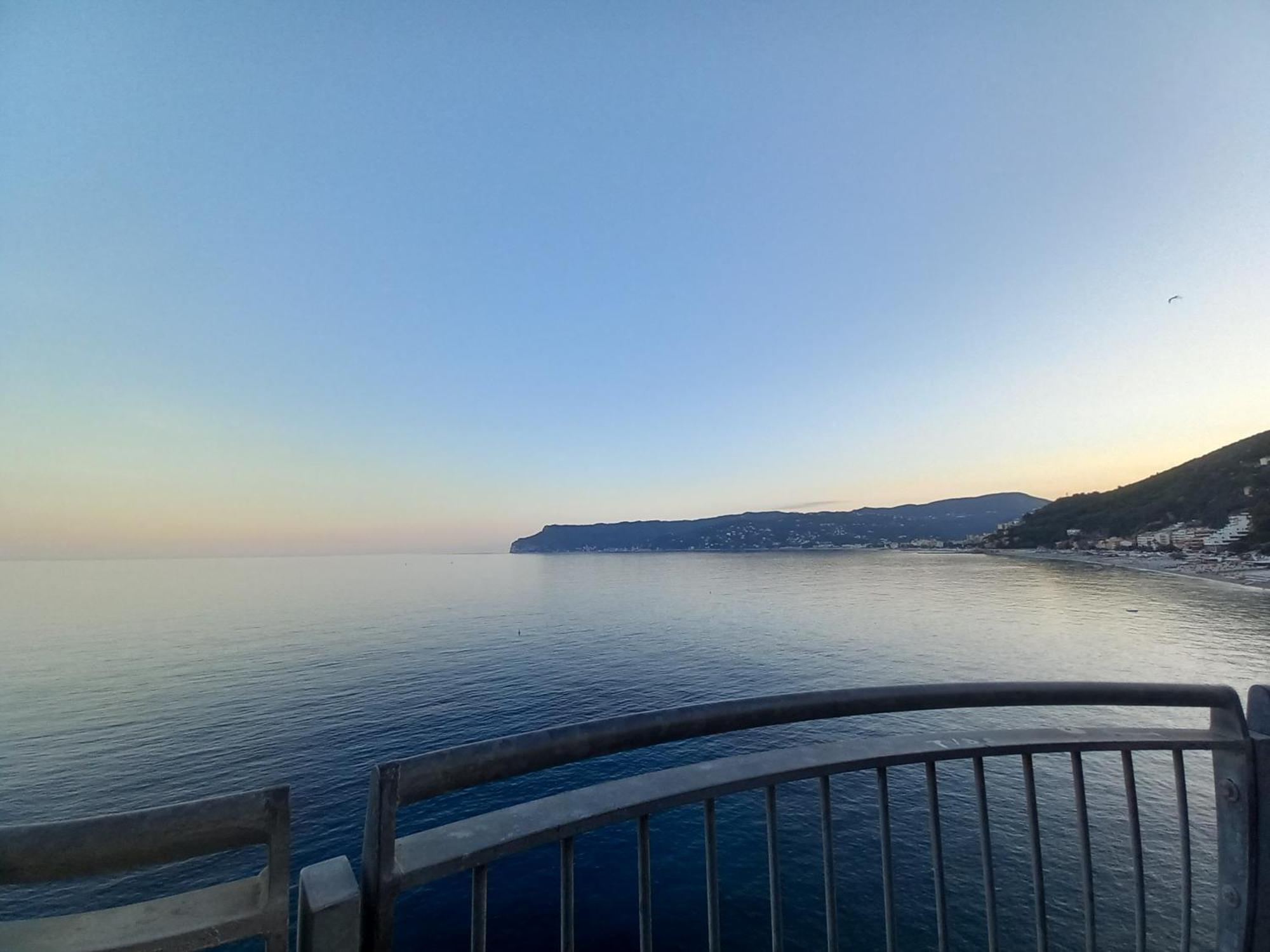 Tramonto Sul Mare - Sea Suite Savona Zewnętrze zdjęcie