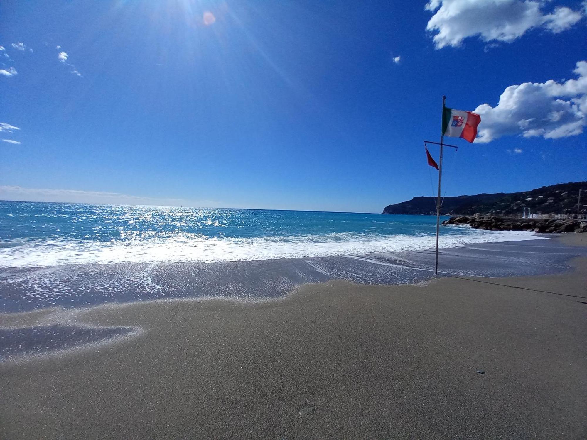 Tramonto Sul Mare - Sea Suite Savona Zewnętrze zdjęcie